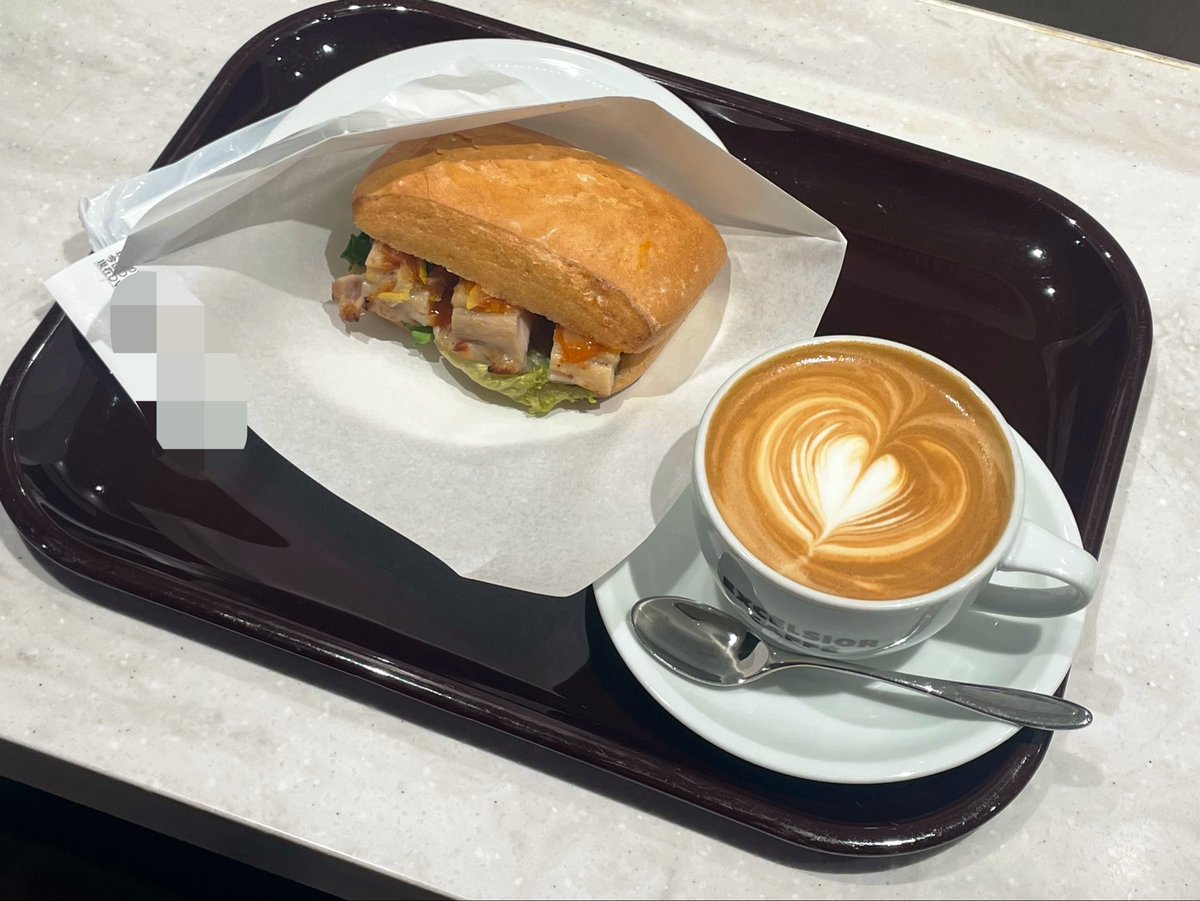 カラ助 tweet media