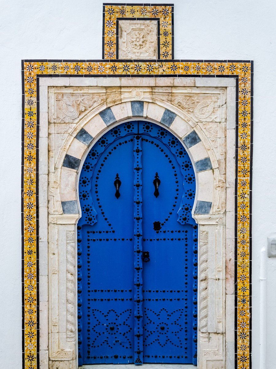 aseelswaid9's tweet photo. Doors Tunisia https://t.co/FU4peZcxFk