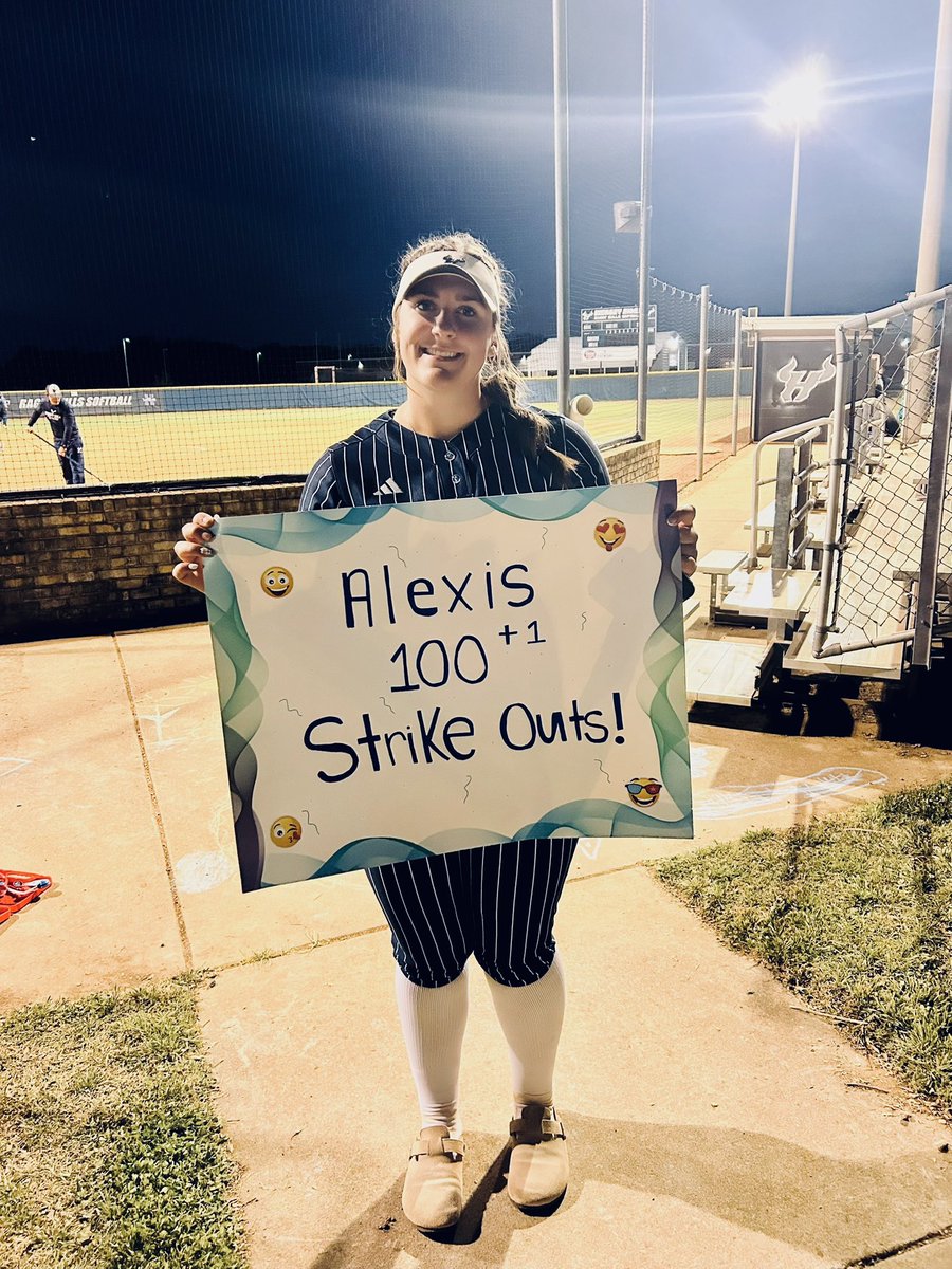 AlexisSmka's tweet photo. Super exciting accomplishment reaching 100 career Strike outs in High school!! So grateful for all my teammates and @HRBullsSoftball for helping me achieve my goal!! Forever and always, giving all my glory and praise to him! 
@TeamNCpc 
@larousa6 https://t.co/Je2Wzxu082
