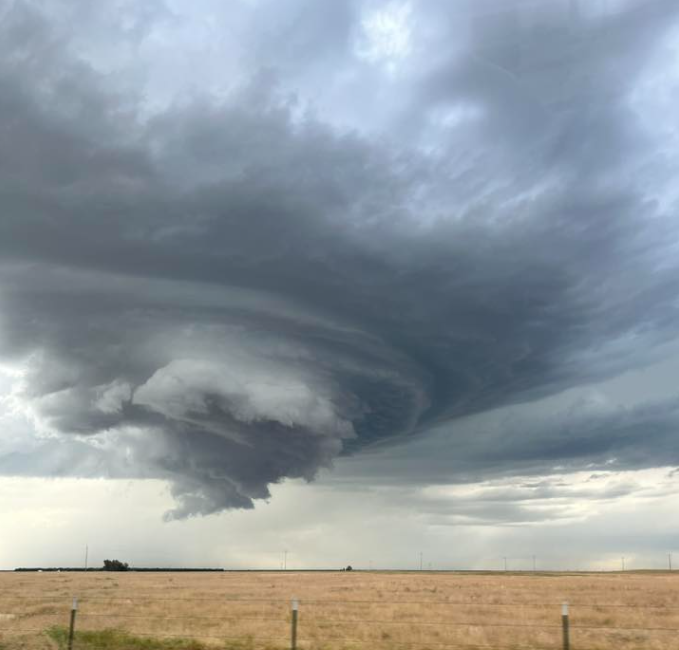 NWSHanford's tweet photo. A recent photo of the severe warned supercell thunderstorm in Madera County. https://t.co/MEw4tc5zmI