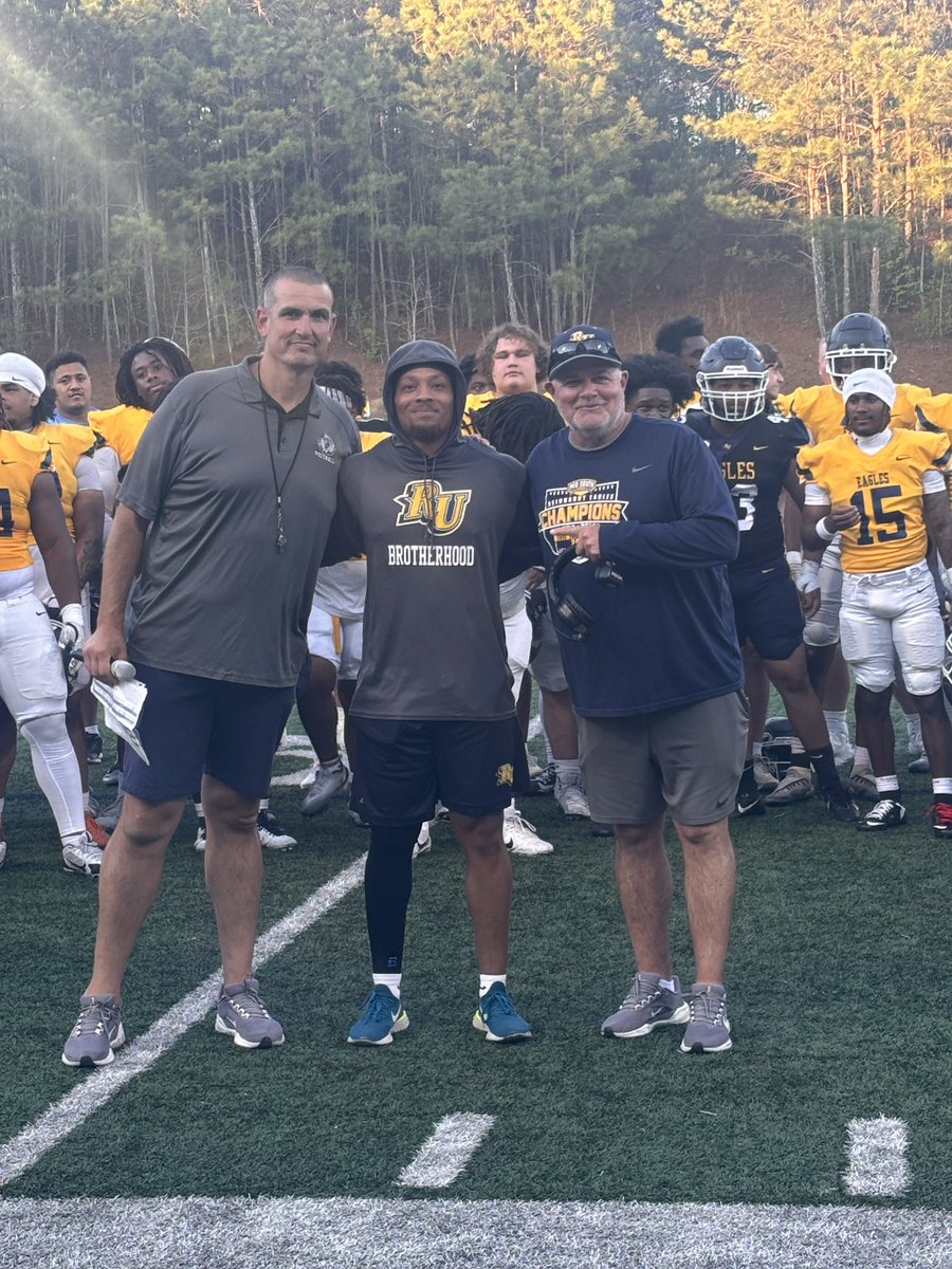 Reinhardt Football tweet media