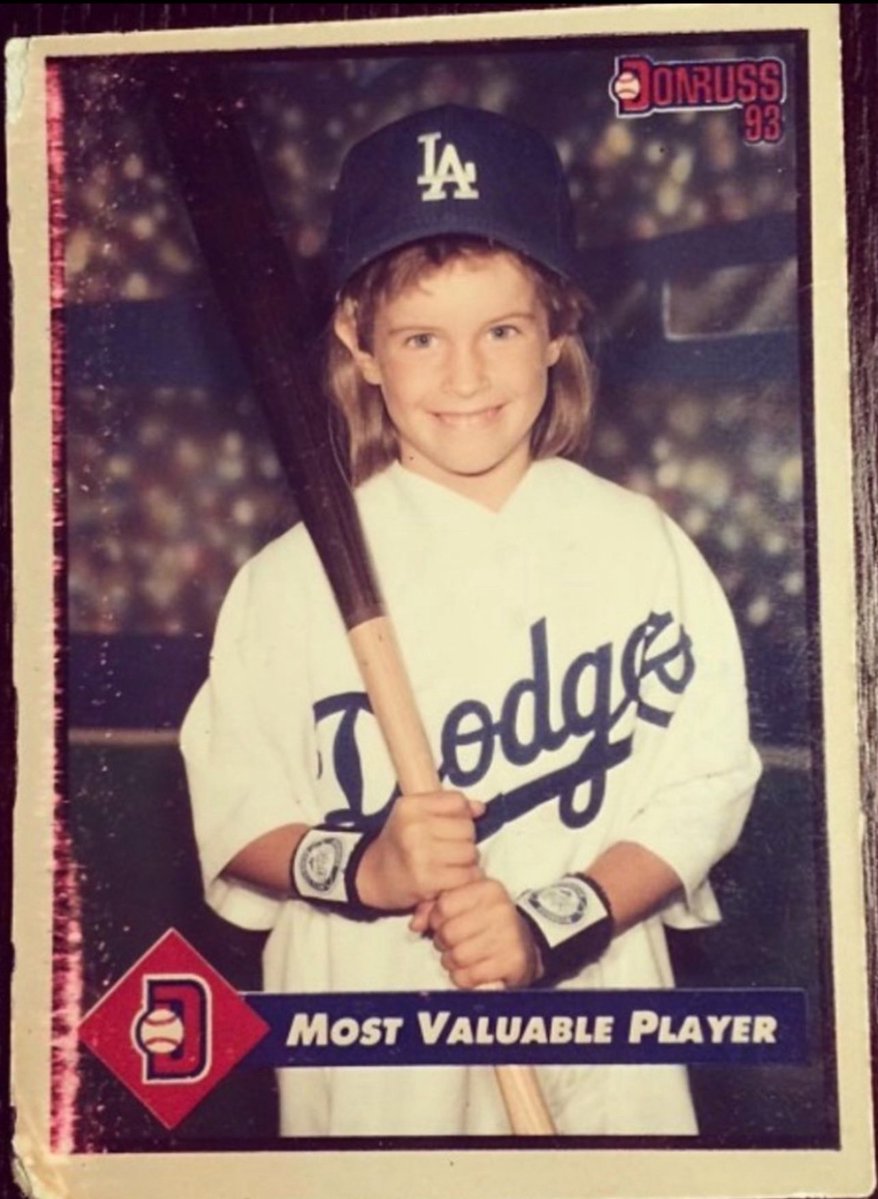 Lindsay Adams 👽 tweet media