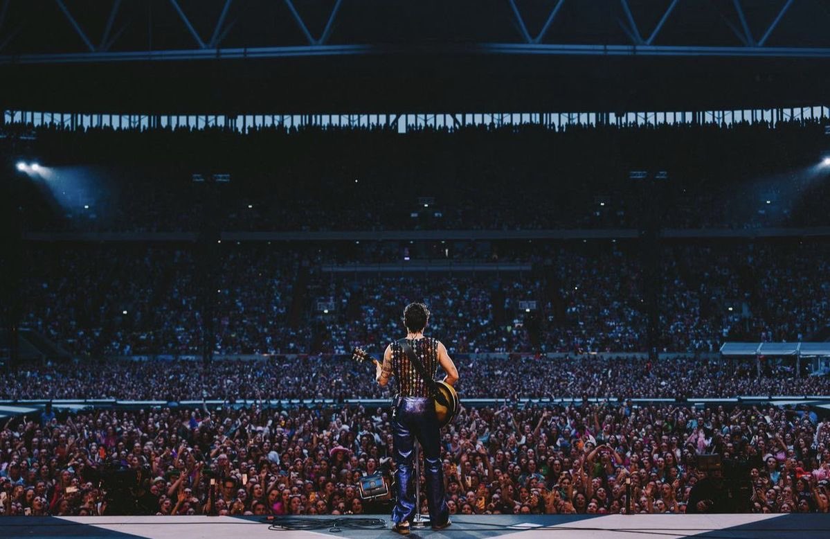 drew 🪩 tweet media