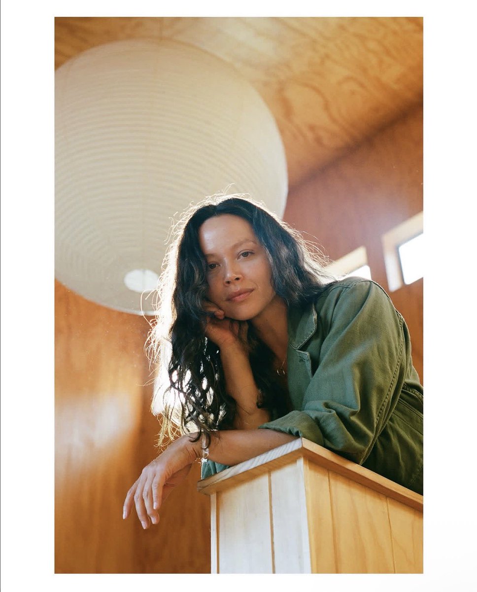 Melissa O’Neil Updates tweet media