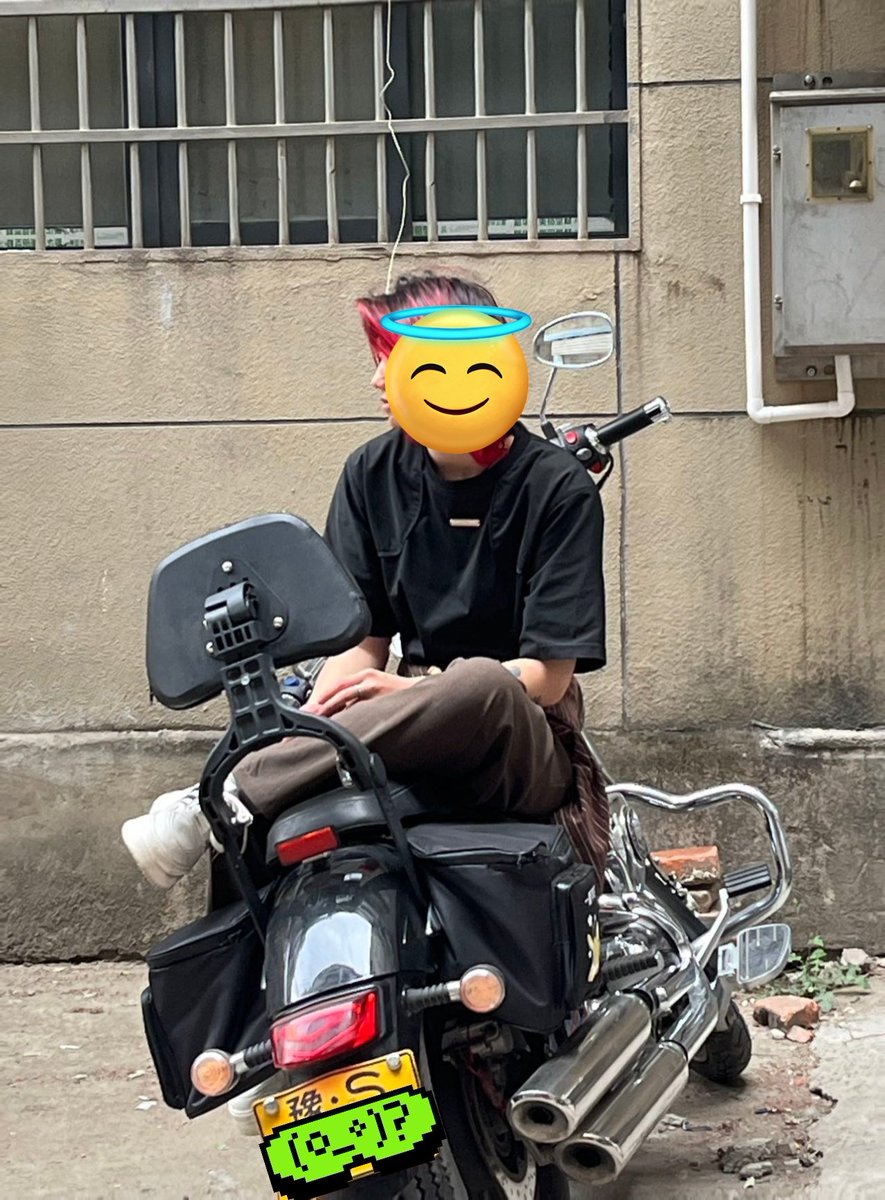 第一次当s错把热熔胶当滴蜡被m打到瘫痪的那个雨夜 tweet media