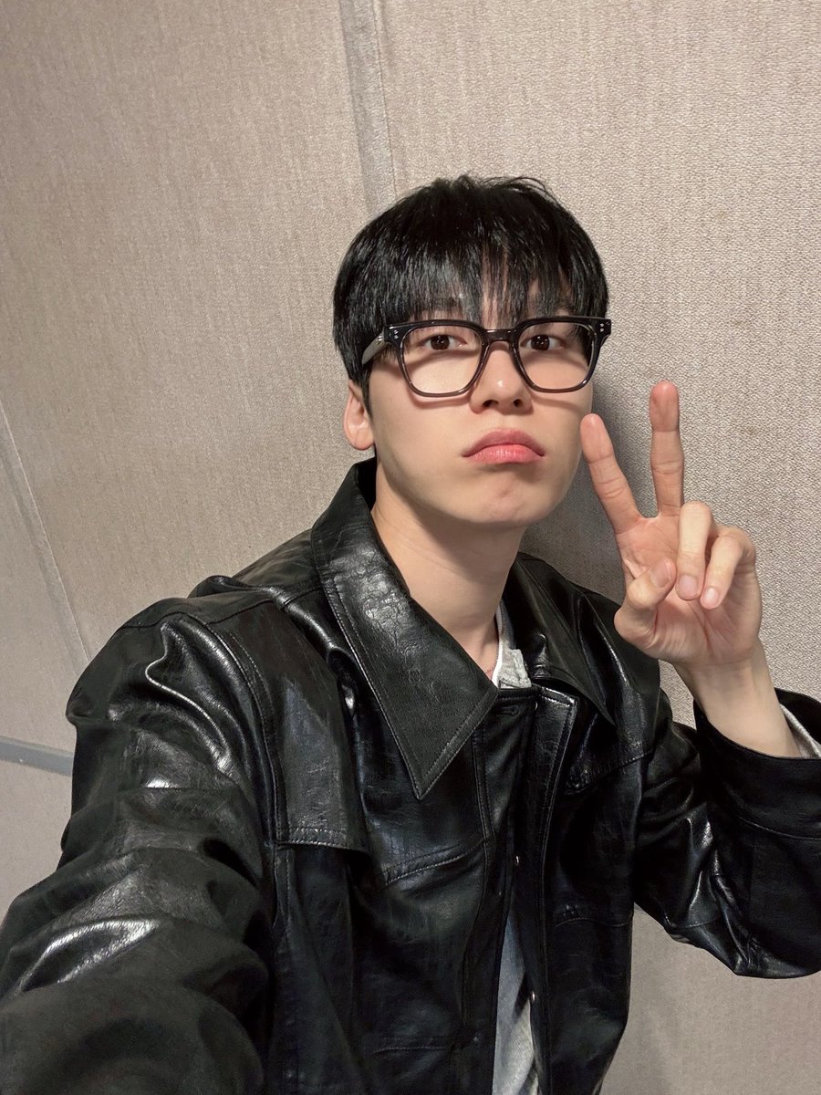 나나🖤 tweet media