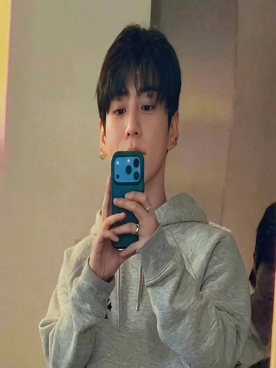 𝗝𝗞 tweet media