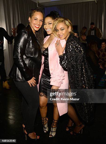 HONEY STAN 🍯 tweet media