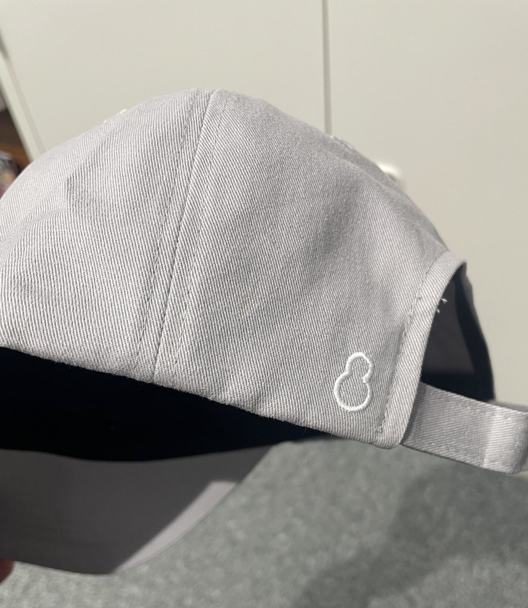 yoshida_parente's tweet image. おっしゃーー！
朝からテンション爆上げ
NEW CAP🧢届いたぜ
私の頭の大きさでも調整でゆったりフィット。
今年のヘビロテアイテム決定だな

#コンタクト社長
#WAVE
#SnowMan
#キャップ