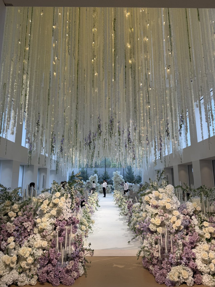 Austeslam (오즈) tweet media