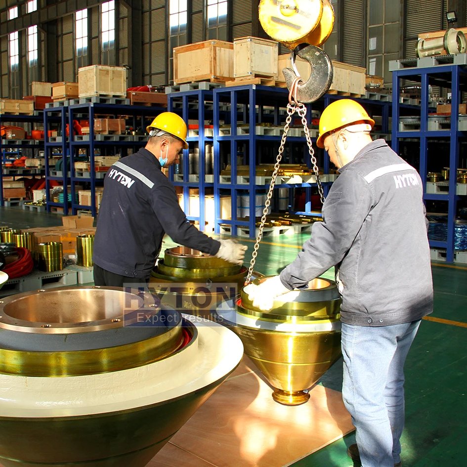xiang_zero's tweet photo. Final preparations before shipment: 5 different HP head assemblies are about to be shipped to Turkey. #crusherhead #crusher #mining #plant #quarry #hyton #crusherparts #plants #rockcrusher https://t.co/1bxsPcj0Q3