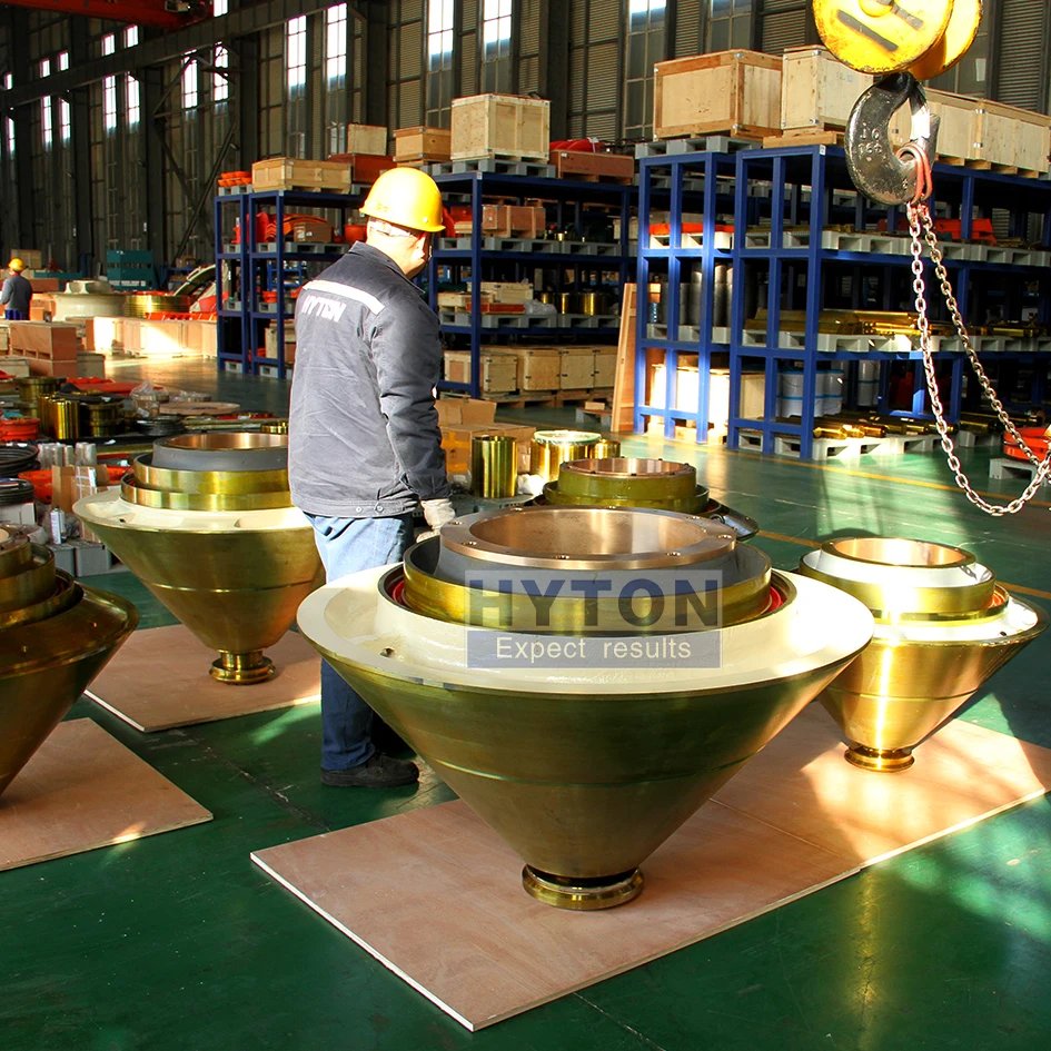 xiang_zero's tweet photo. Final preparations before shipment: 5 different HP head assemblies are about to be shipped to Turkey. #crusherhead #crusher #mining #plant #quarry #hyton #crusherparts #plants #rockcrusher https://t.co/1bxsPcj0Q3
