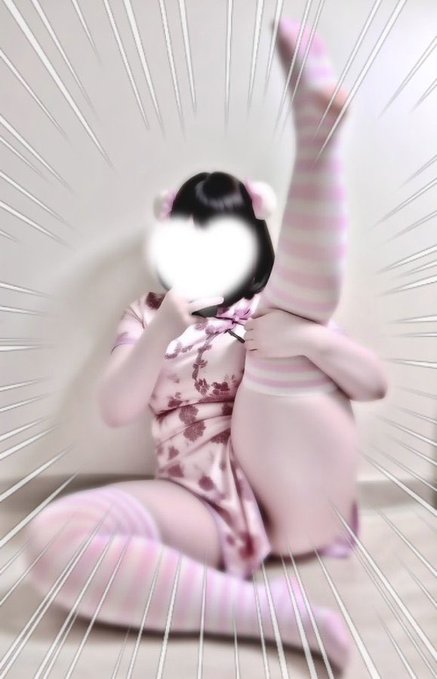 小露比比 tweet media