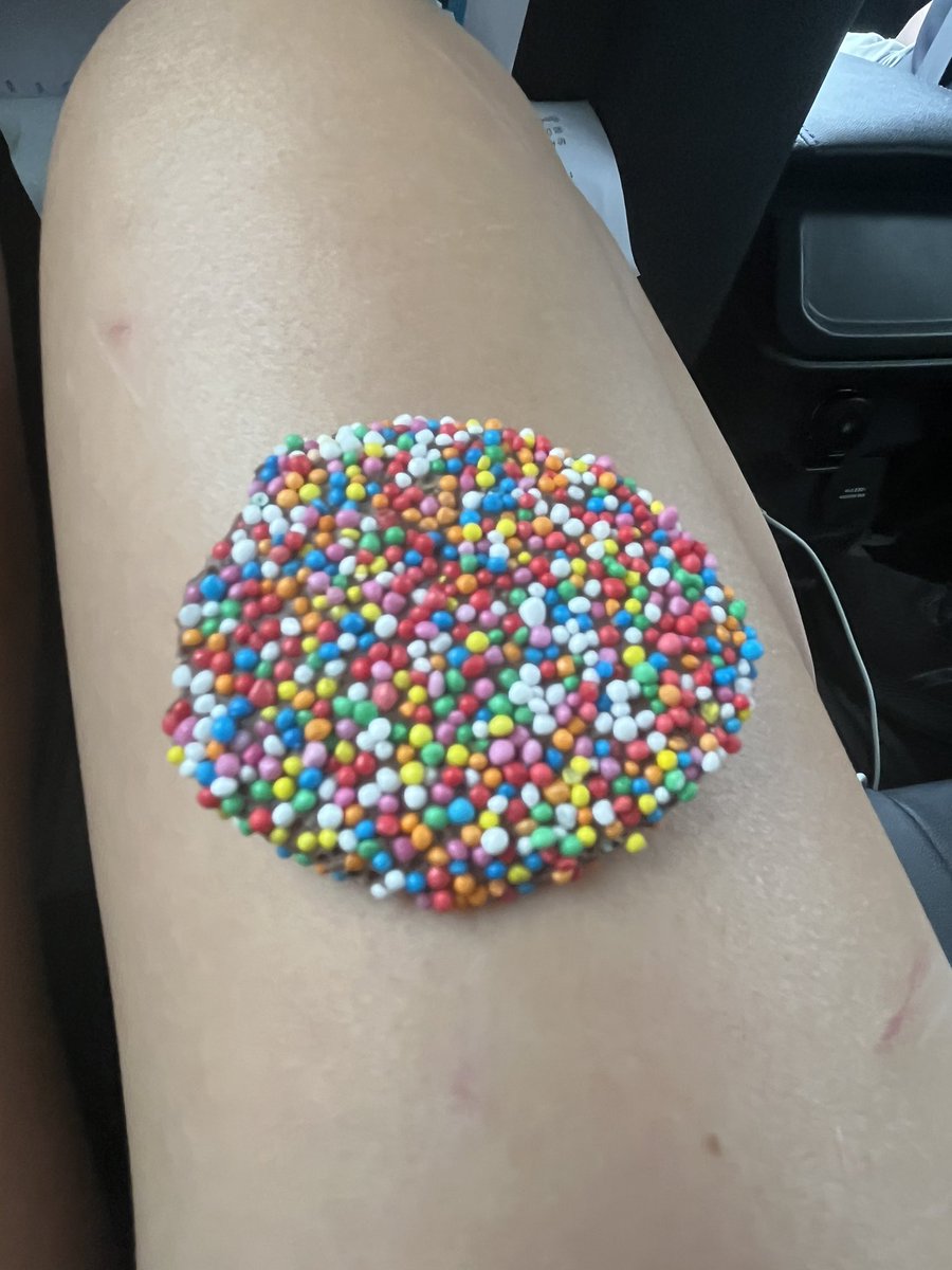 sharpener of shedtwt is FOLLOW LIMITED tweet media