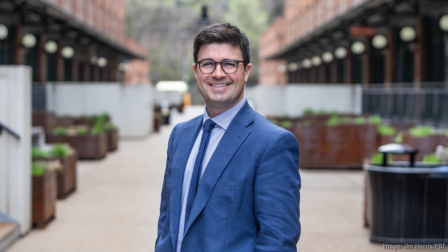 npc210's tweet image. Just two guys who brought playoff hockey back to Pittsburgh: