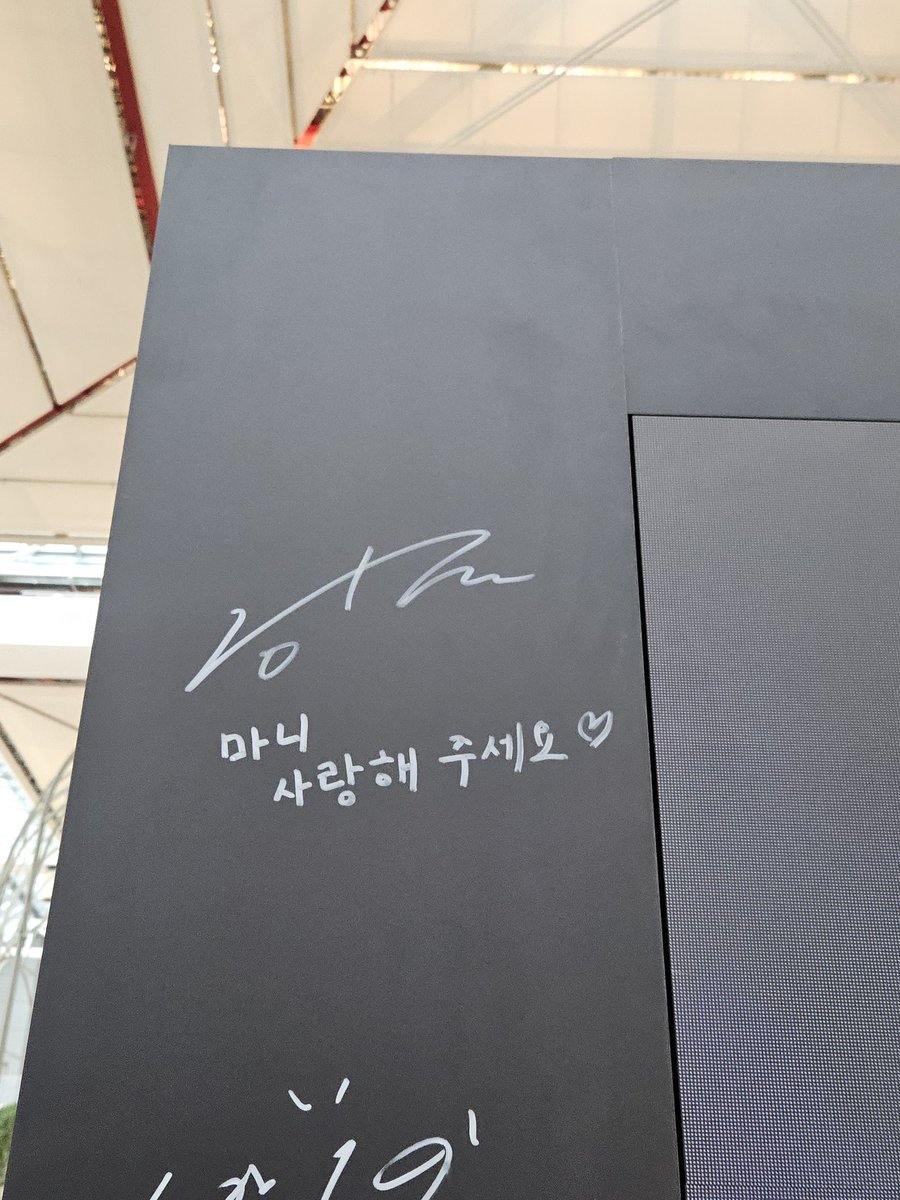 하하ʕ•͡•ʔ tweet media