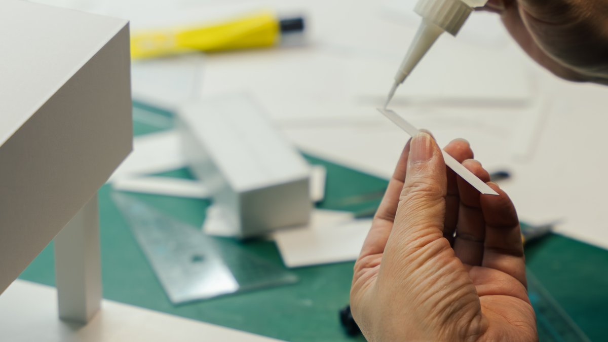 lead_8's tweet image. Meet Ken Chan – Lead8’s in-house model maker.

From concept sketches to finalised designs, he transforms project visions into detailed physical models that delight clients and teams alike.
 
Ken shares an insight into his craft here:
lead8.com/news/meet-lead…
 
#ModelMaking