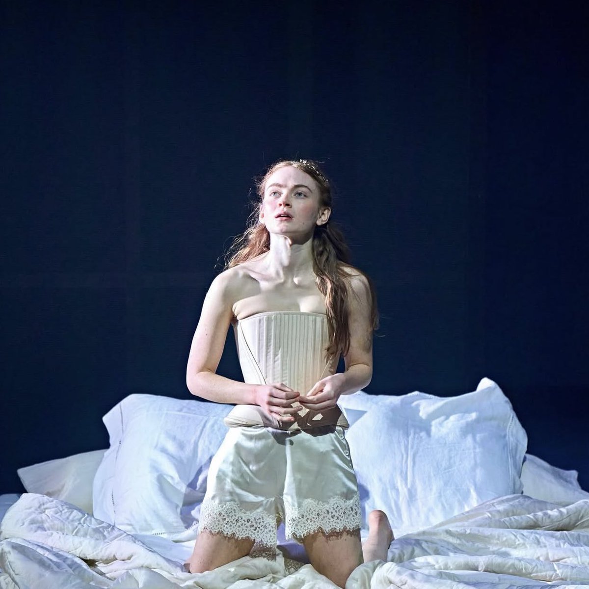 ㅤ       

ㅤ       Romeo &amp; Juliet.

ㅤ