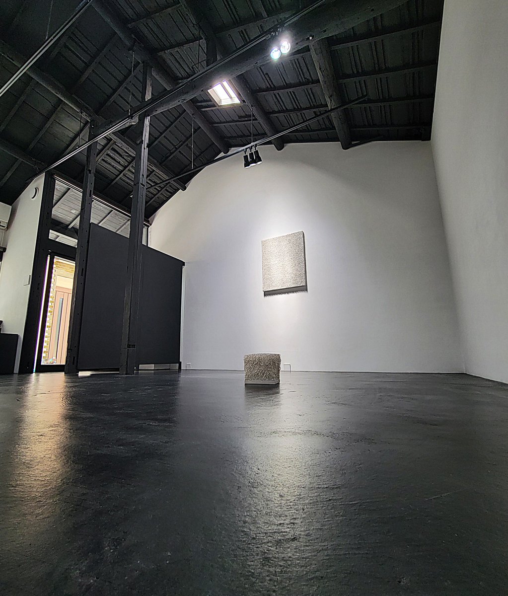 plus1art's tweet photo. |▣ 明日最終日（pm5まで）
｜森村 誠＼Titanium White｜4/1ー11｜日月火休廊
制作過程の絵画の状態「体重(重量)・身長(厚み)」を「絵画の身体測定」として計測した具体的な数値をSNS等に公開したりしています。(森村誠) https://t.co/nKNBIvtLKW