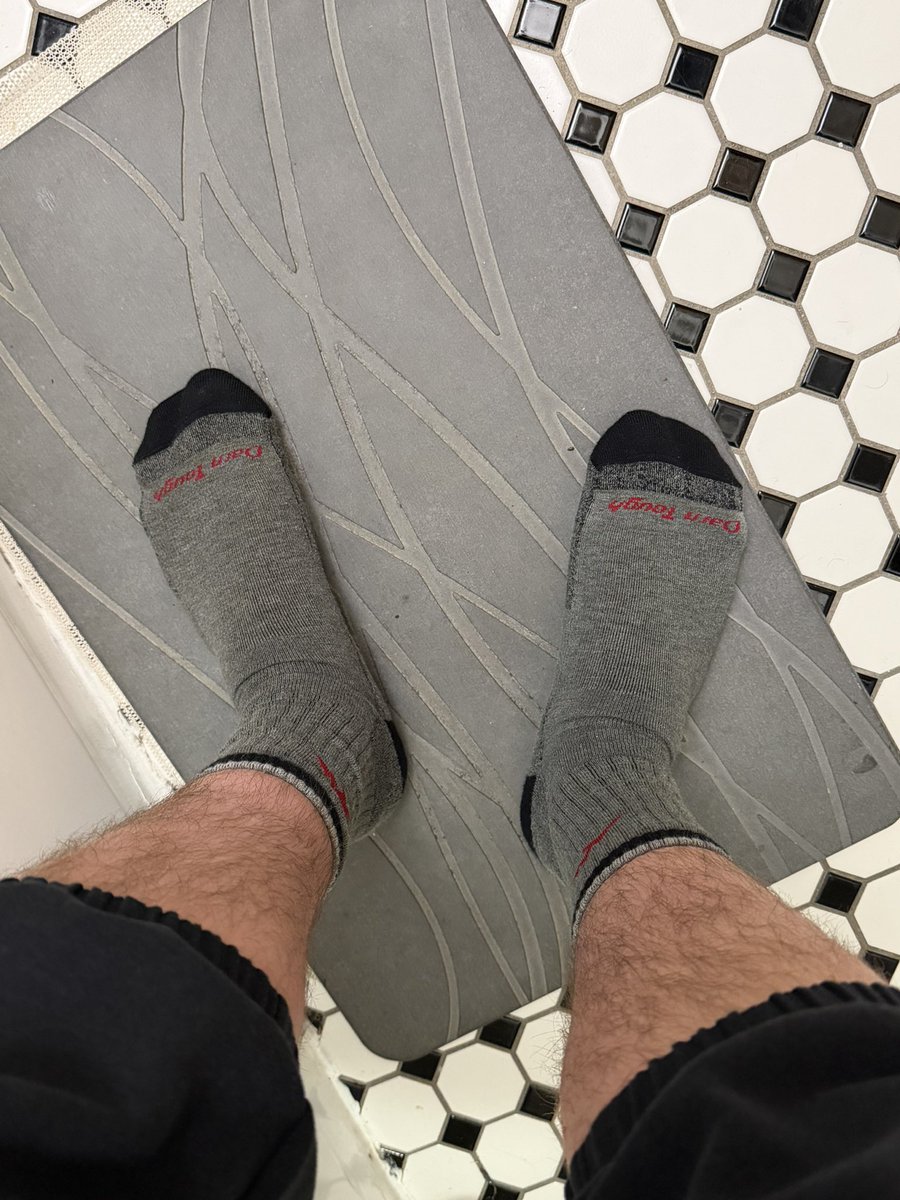 Tanner Bro Feet tweet media
