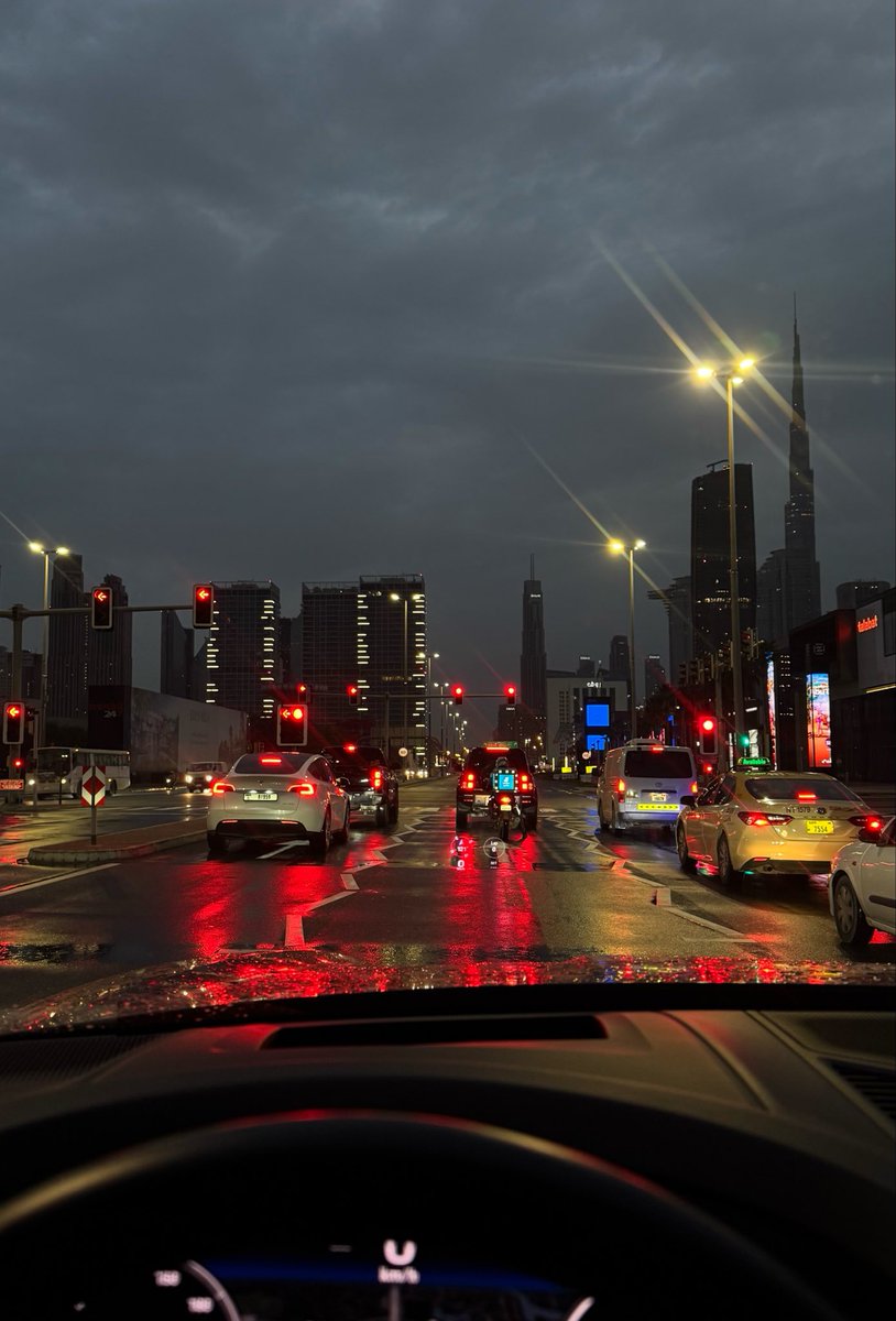 دبي ٥:٥٠ ص 

كوكبٌ آخر 💙