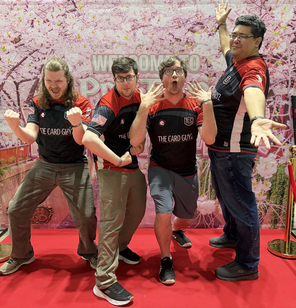 TheCardGuyz's tweet photo. Card Guyz in Japan ✌🏻🌸 https://t.co/LSKvG8DRCJ
