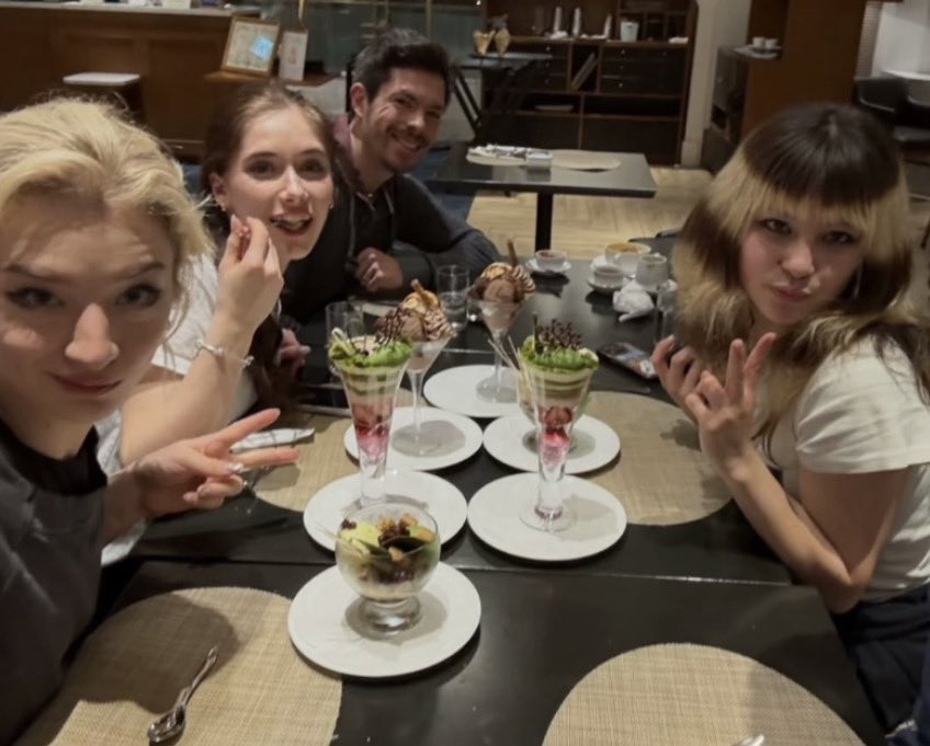 lilli 🦊 comms open tweet media