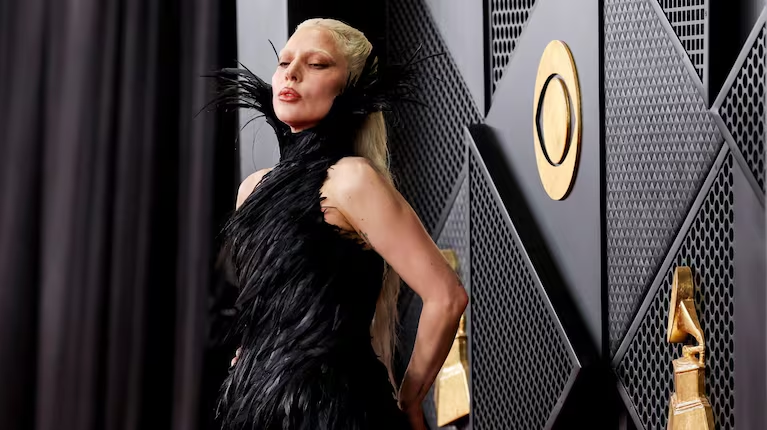 Galeria100fm's tweet image. 🛡️ @alanparsons #EyeInTheSky
🛡️ @jesusjonesband #RightHereRightNowDoubt
🛡️ @miguelpmelfi #Poderes 
🛡️ @SJofficial #GGB 
🛡️ @ladygaga #Runway 🅰️
🛡️ @sabelamusic_ #AQuenIgnora