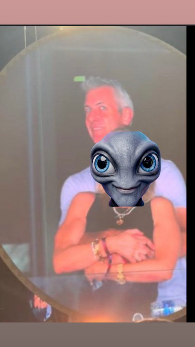 Chet Chestwhale tweet media