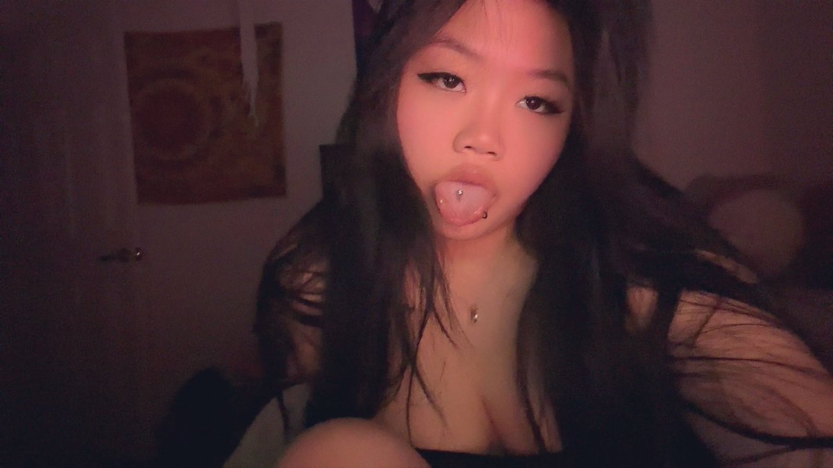 Doogielovesu's tweet image. Meow meow ≽^• ˕ • ྀི≼
#valtwt #discord #meow