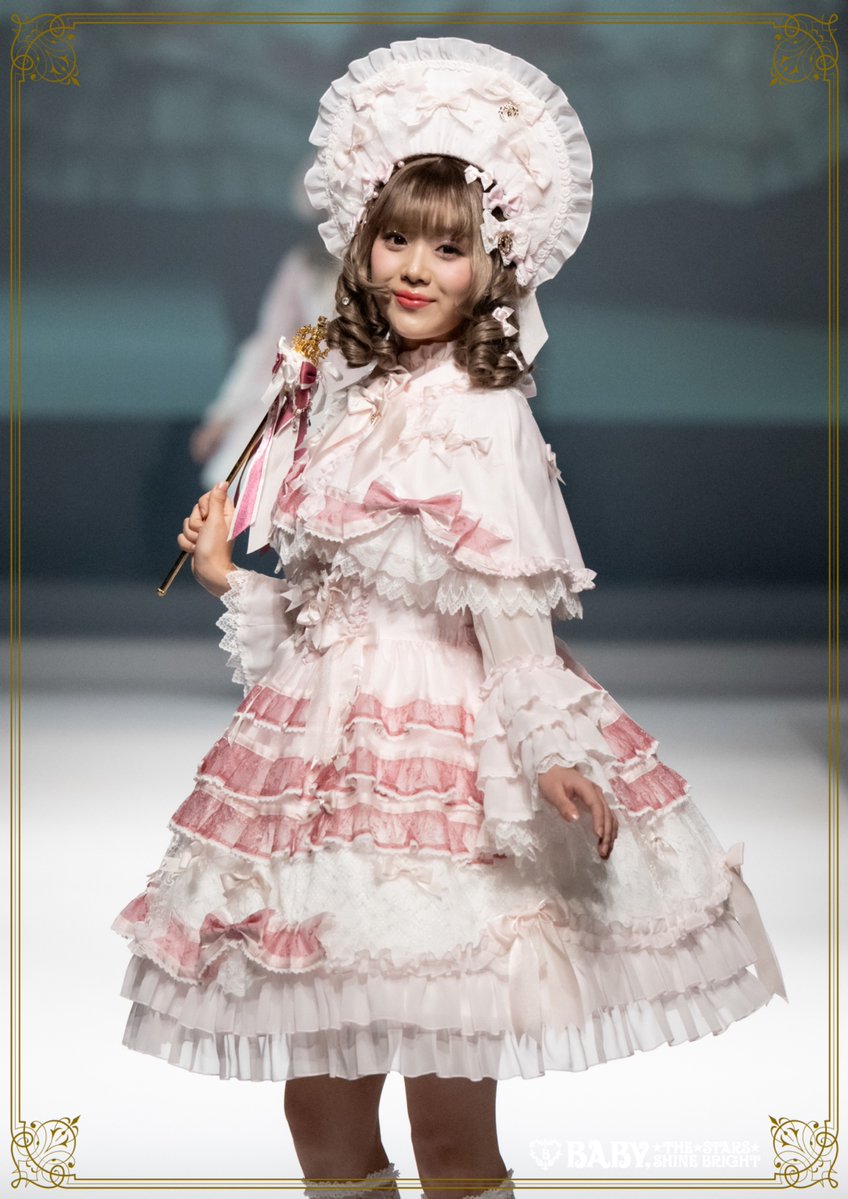 BABY_THE_STARS's tweet image. 『BABY,THE STARS SHINE BRIGHT ALICE and the PIRATES BRAND-NEW COLLECTION in TOKYO』
BABY，THE STARS SHINE BRIGHT
Étreinte angélineシリーズ
モデル◇心響様
#babyfs2026