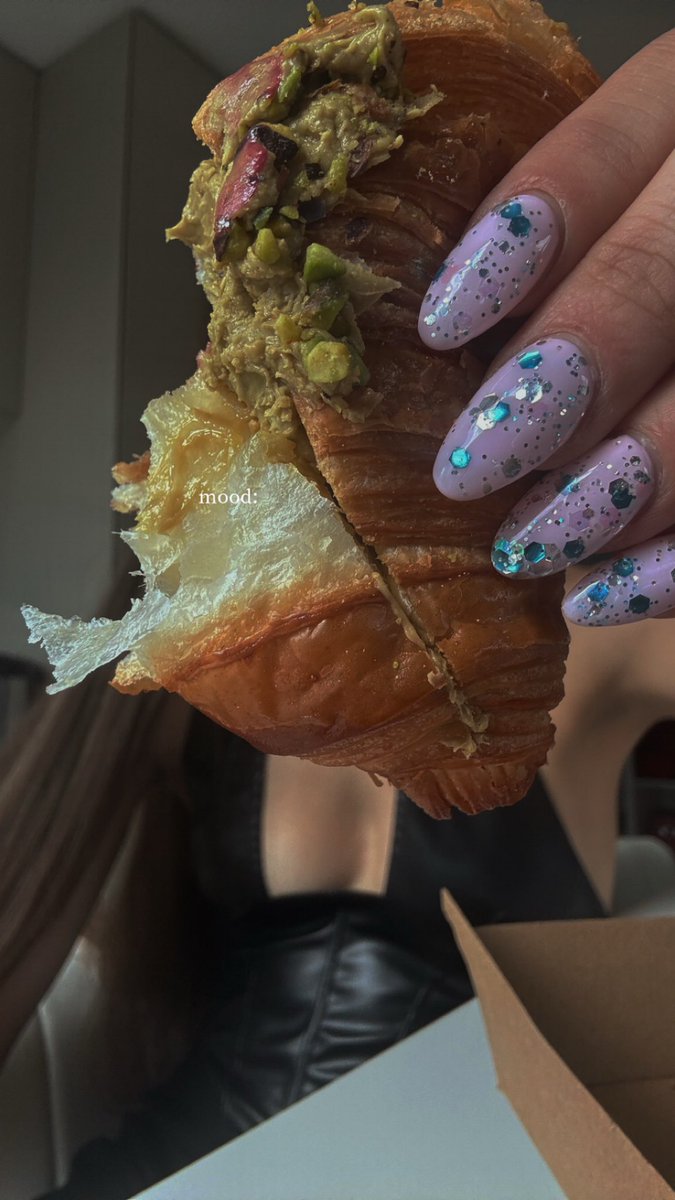 angievk14's tweet photo. Pistachio filled croissants 💛
—city coffee cafe, Melbourne #yum https://t.co/2mILiSyICr