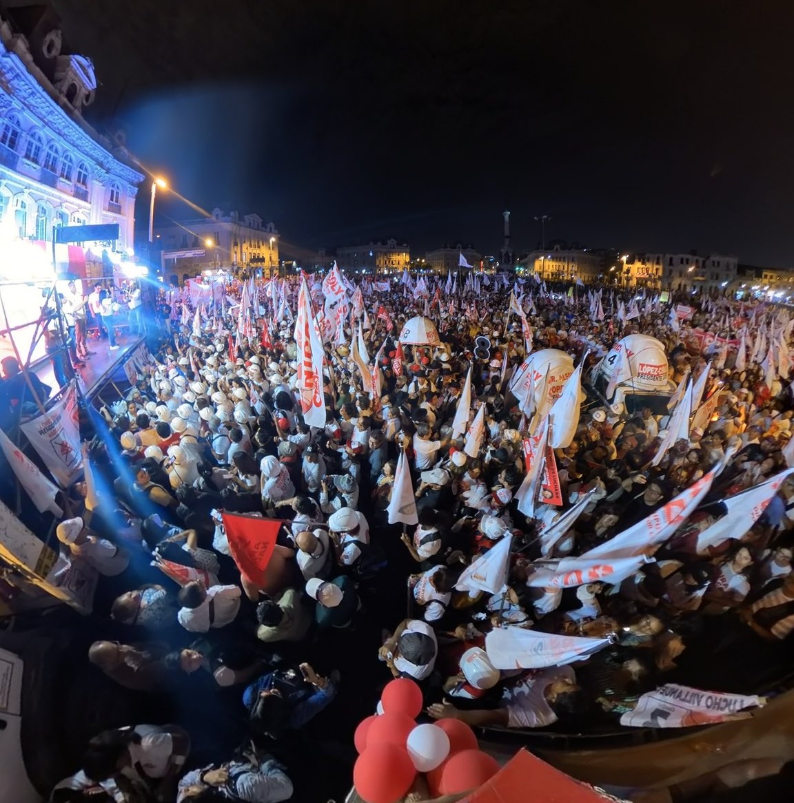 Un Chasqui del Bicentenario tweet media