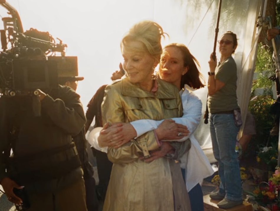 best of hannah einbinder tweet media