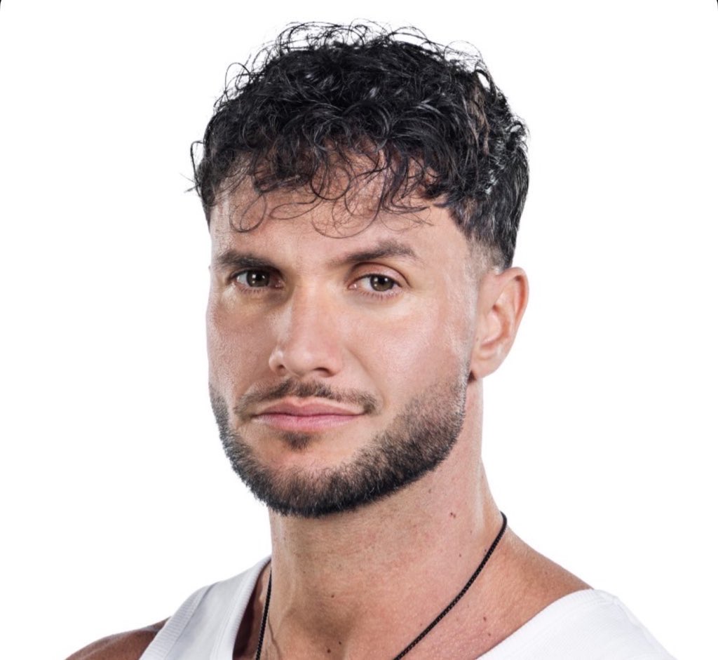 𝐂𝐋𝐀𝐔 𝐌𝐄𝐍𝐃𝐄𝐙 ❤️‍🔥 tweet media