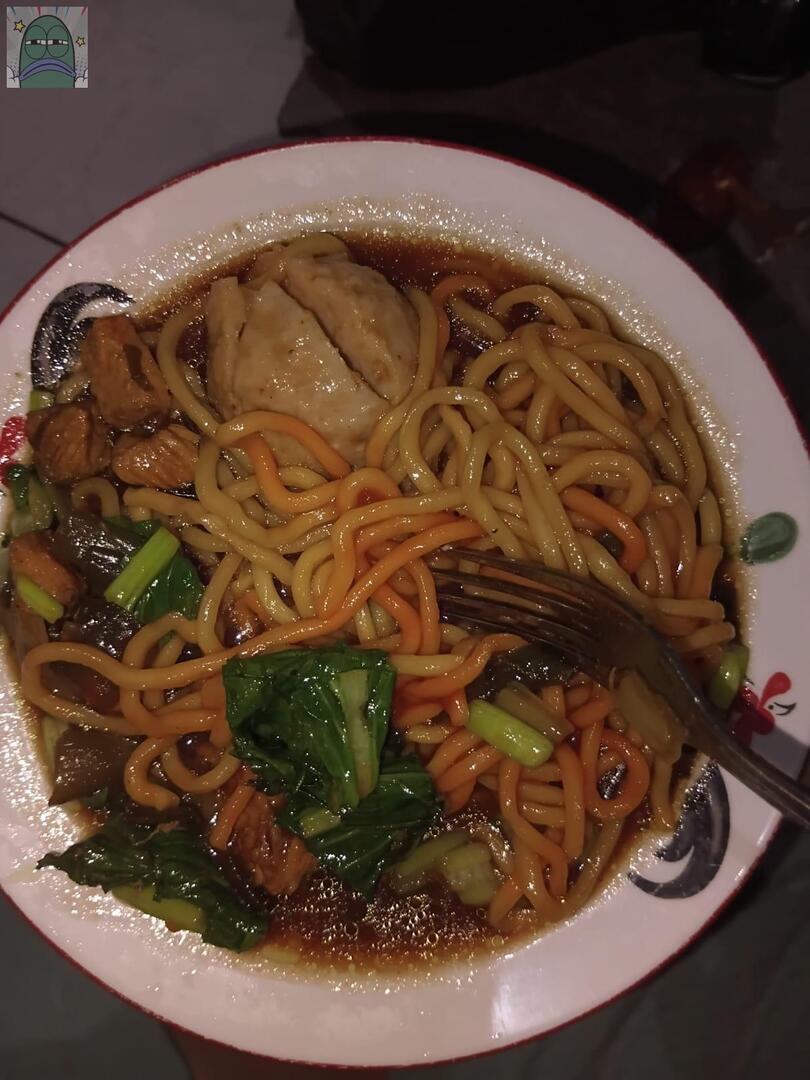 Tanyarlfes tweet media