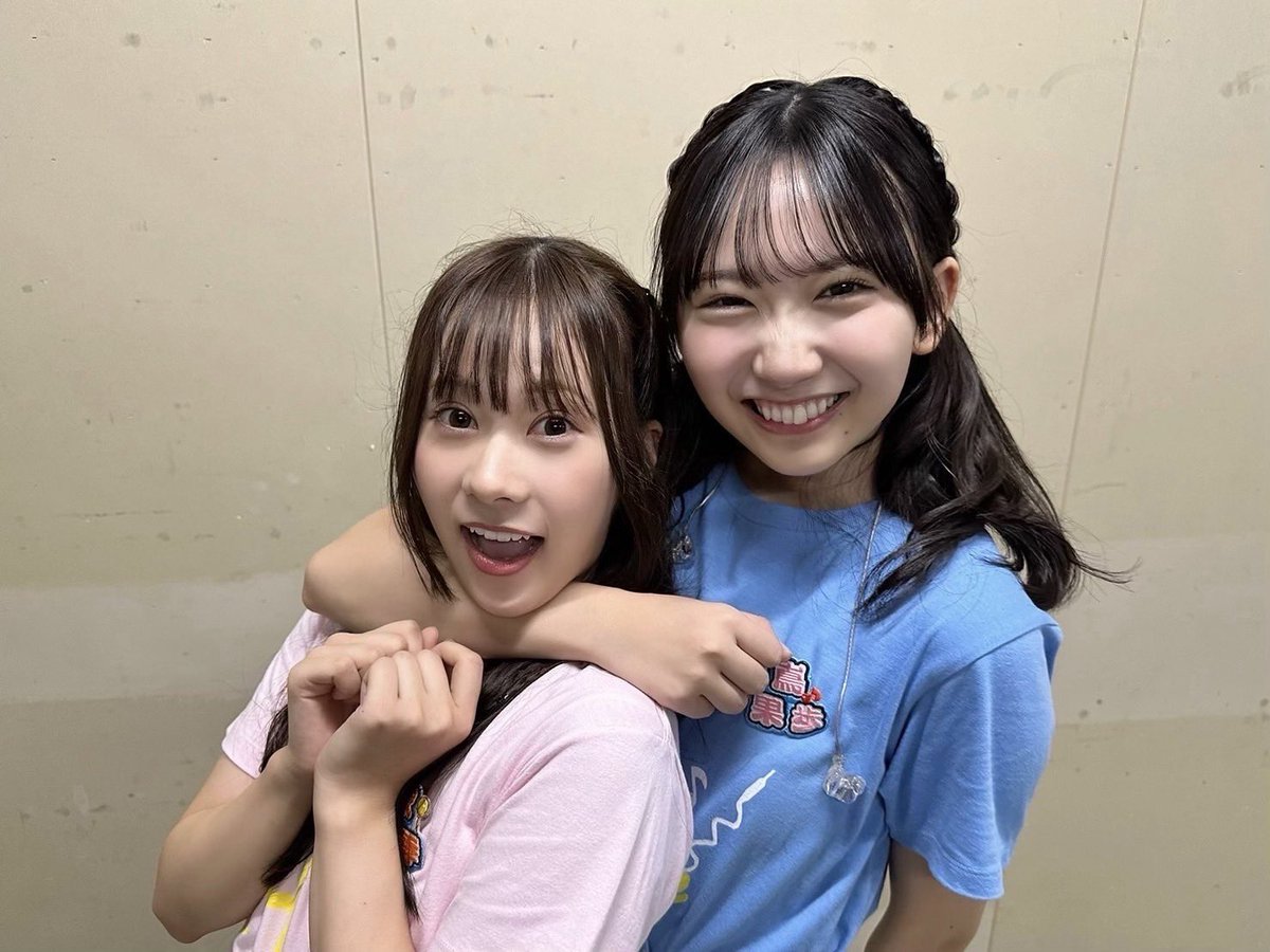 poka_____k's tweet photo. まだお互いの体に触れられた時代の写真出てきてアツい https://t.co/15nSybsGWl