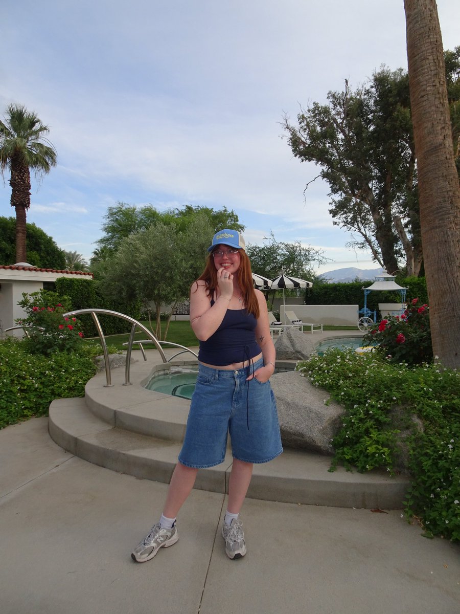 katie ☆ tweet media