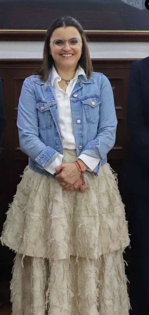 Lulu Tiban tweet media