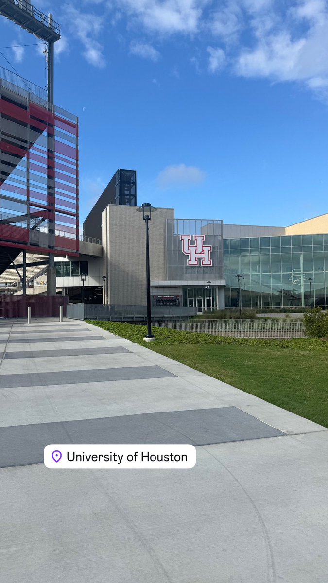 ExclusivelyRome's tweet image. #AGTG✝️Thank you @UHouston for giving me the opportunity to come out to watch practice and the tour the facility’s . Can’t wait to come back!!! @UHCougarFB @CoachWEFritz @j_wayne3 @coachjalenbates @zkelley1985 @Coach_CJWard #kleinoak #UniversityofHouston #Classof2028
#Rb