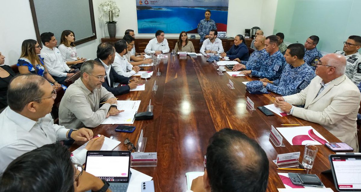 @GrupoPirámide tweet media