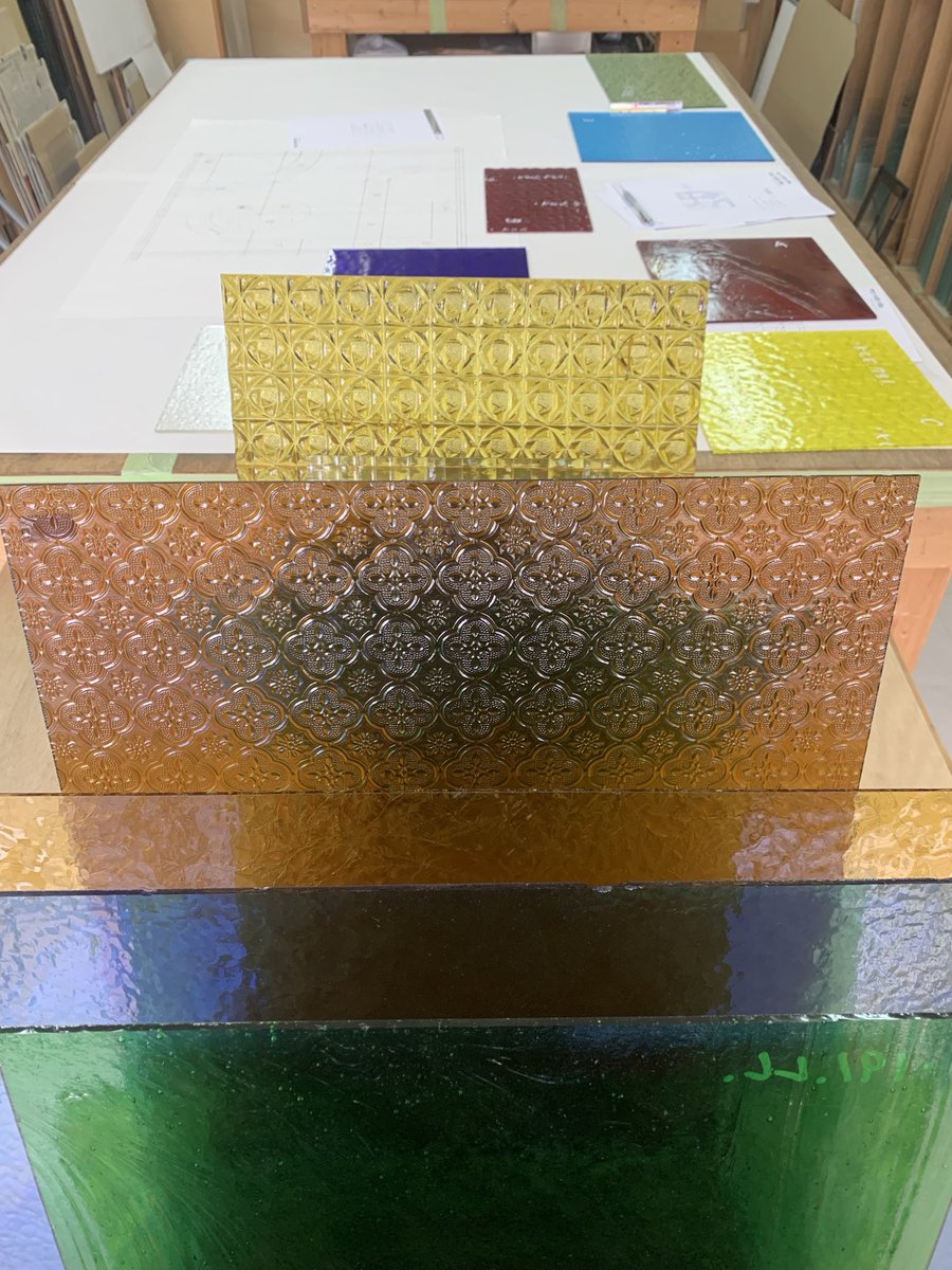 highlightsglass's tweet photo. 施主様にお越しいただき、使用するガラスを選定する「グラスセレクション」を開催しました。

https://t.co/9bmcyioS6P https://t.co/J1Z4l7jP5T