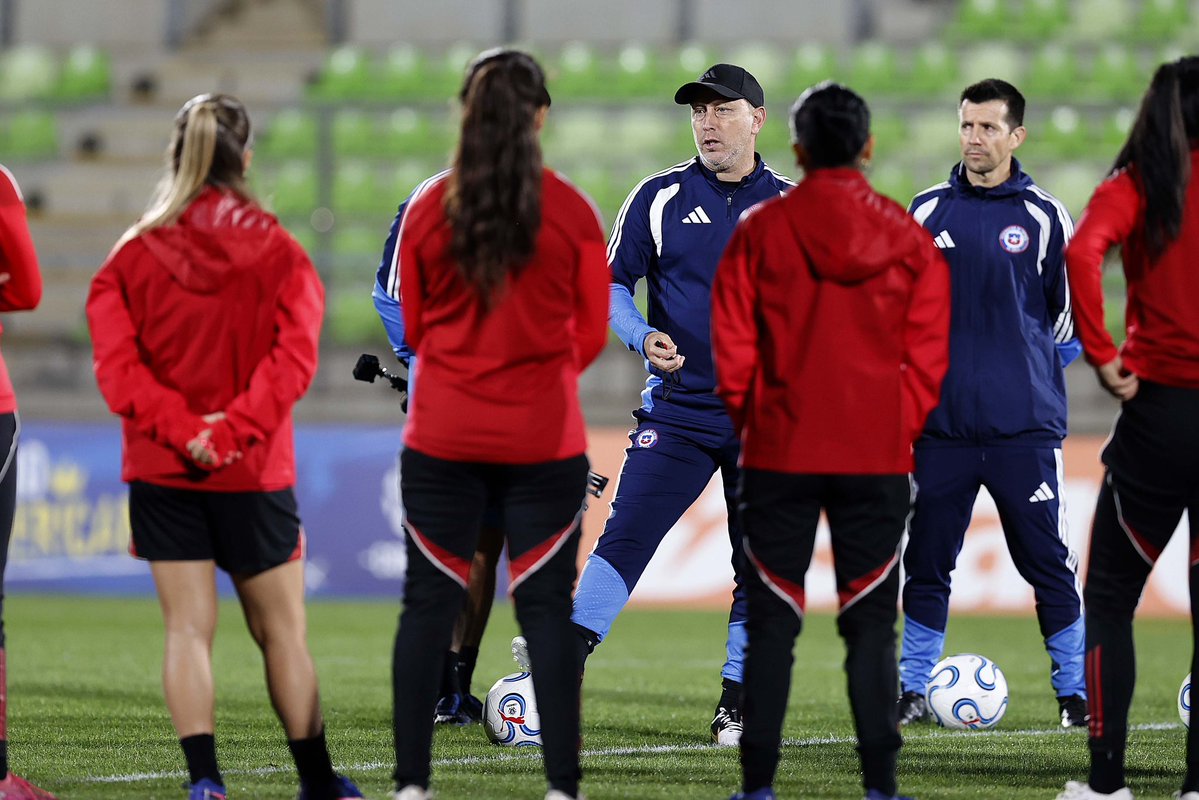 Selección Chilena tweet media