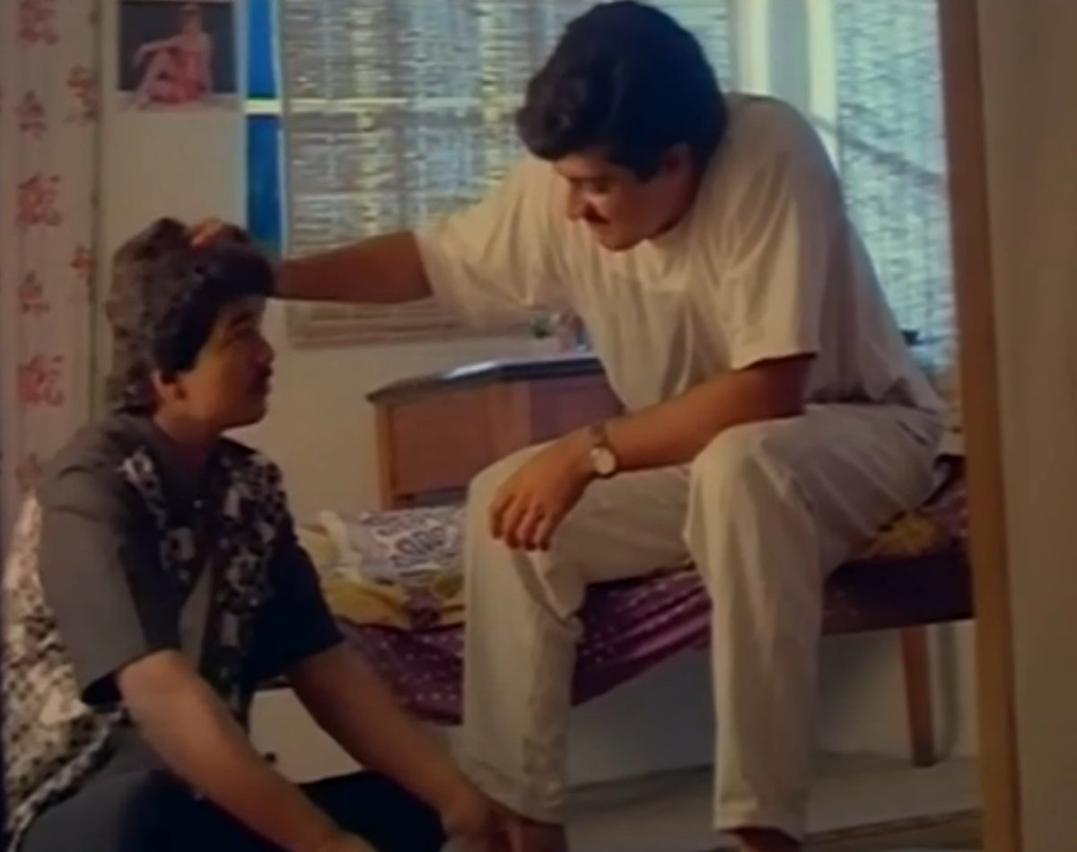 நல்லவேளை படம் தியேட்டர்ல வரல..

வந்துருந்தா?..

விஜய் அண்ணாவோட சினிமா கேரியர் அதுவாவே முடிஞ்சிருக்கும்..

#தற்குறி_விஜய்_கழகம்