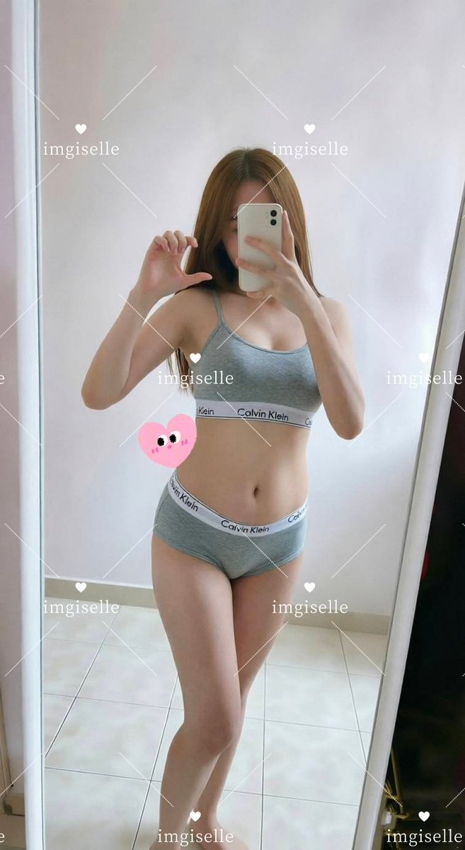 Imgiselle tweet media