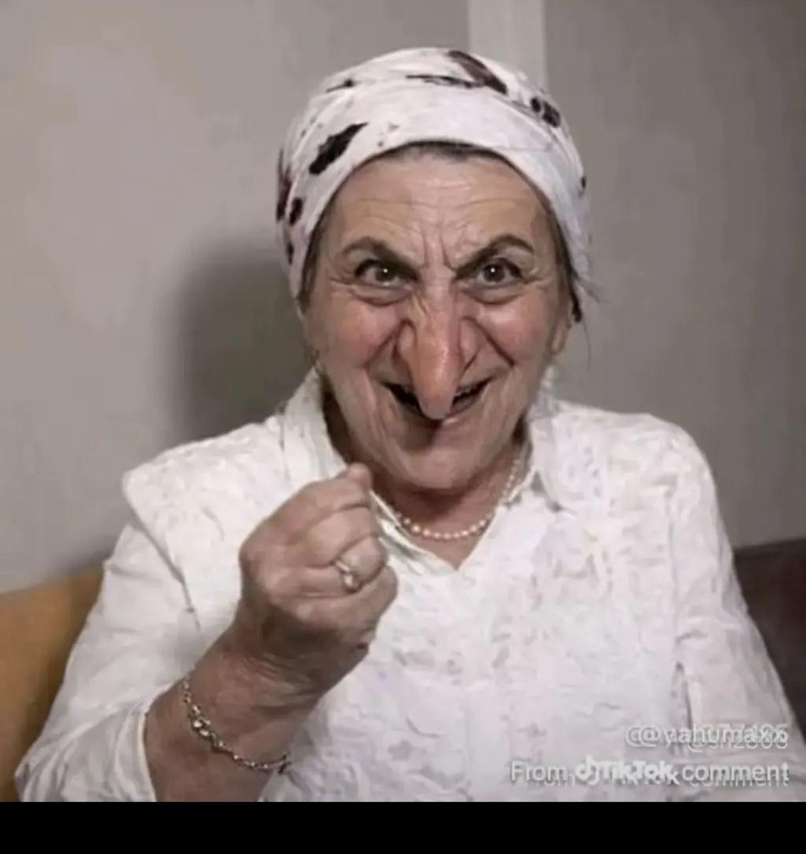 joway van der woodsen tweet media