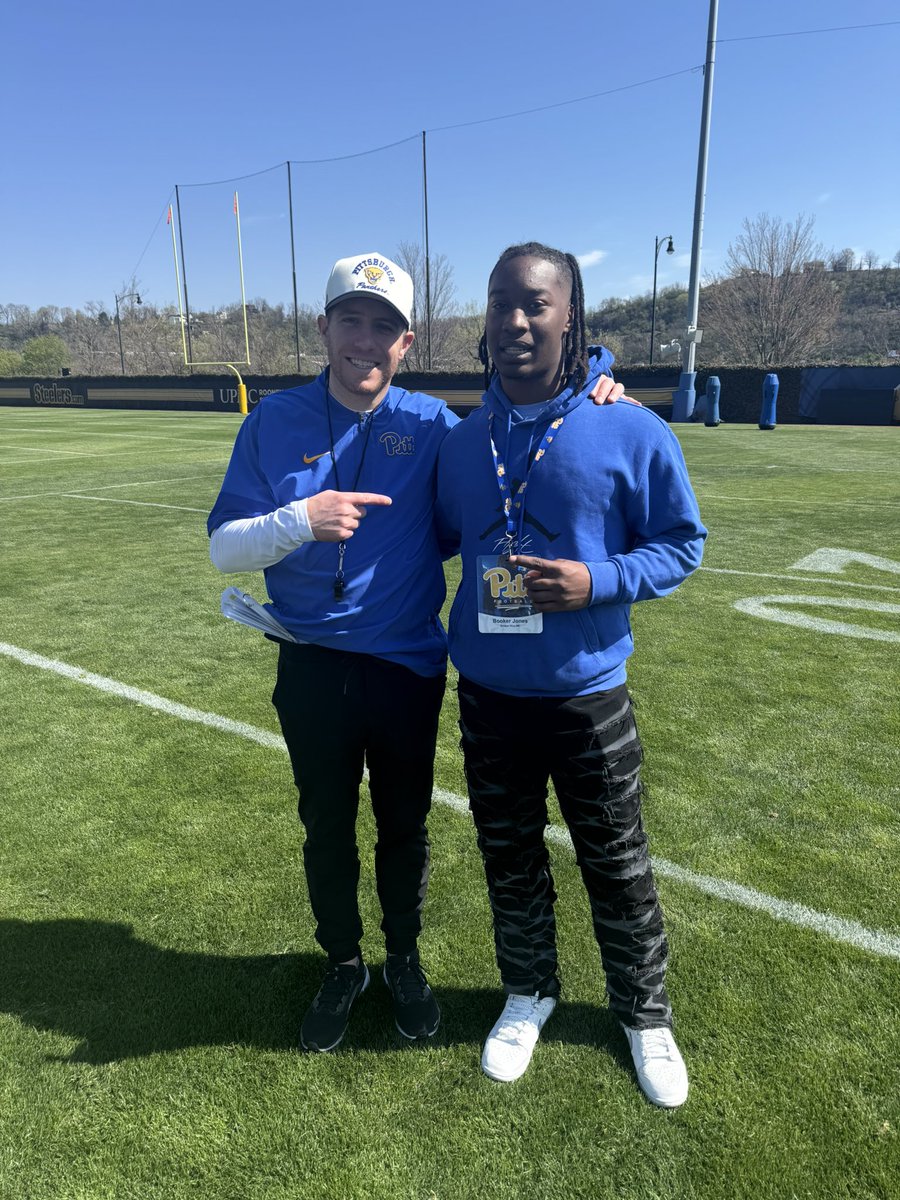 BookerJones28's tweet photo. Appreciate the University of Pittsburgh for having me. Great visit, great energy, and a great learning experience at spring practice.
#Grateful #Pitt #H2P 
@Coach_AMarshall @RiceWarriorsFB
@ExpoRecruits @TheD_Zone @ReggieWynns @RisingStars6 
@247recruiting @PrepRedzoneMI
@sixstarfootball @AllenTrieu @alex_pallone @MIexposure @MichFBFrenzy @RisingStars6 @RiceWarriorsFB @TheD_Zone @MIexposure @247Sports @JimHammett @One11Recruiting @ChadSimmons_ @ARCHIECOLLINS_ @Pitt_FB
@CoachDuzzPittFB @Coach_JoeBowen
@TreyKingDPP