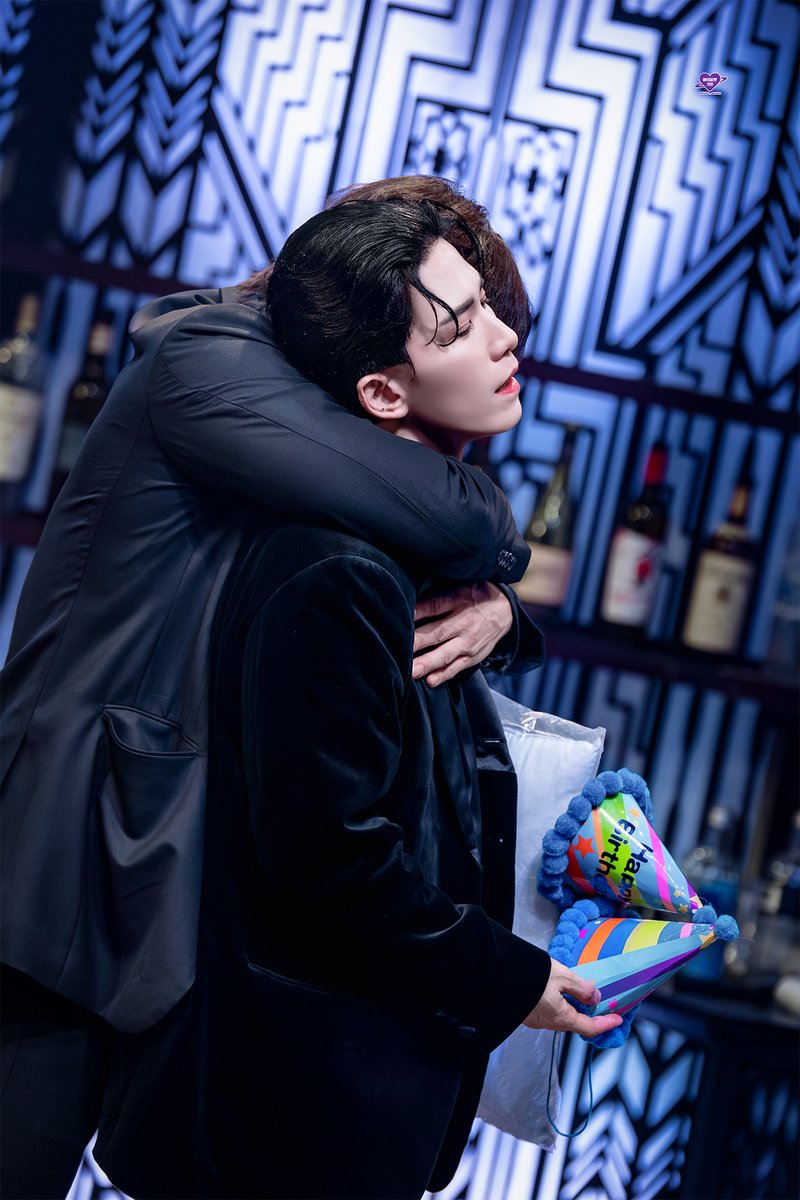 바이올렛 가든💜 tweet media