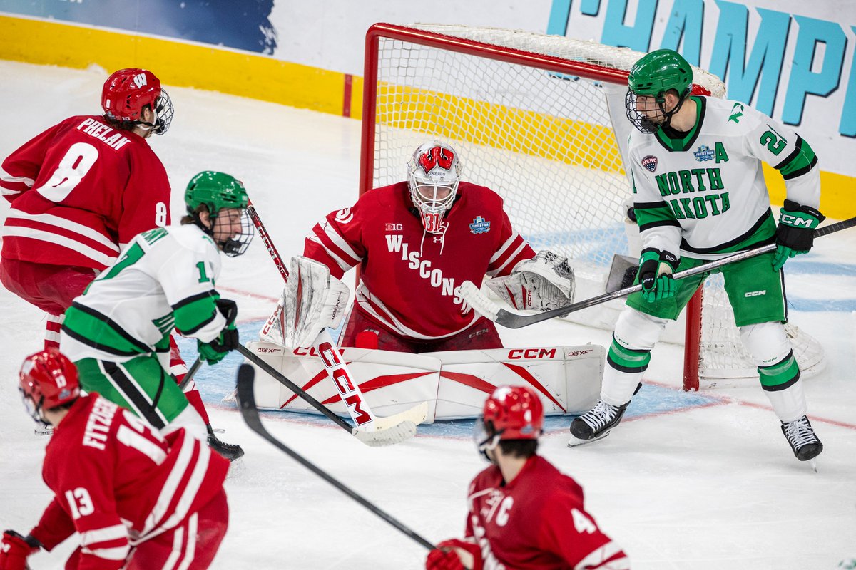 UWStatsInfo's tweet photo. With Thursday's win...
Goaltender Daniel Hauser tied the @BadgerMHockey  freshman record with his 21st victory of the season. He matches Curtis Joseph (1988-89) and Dean Anderson (1984-85) for the school's highest mark. https://t.co/AtzcXkcSH0