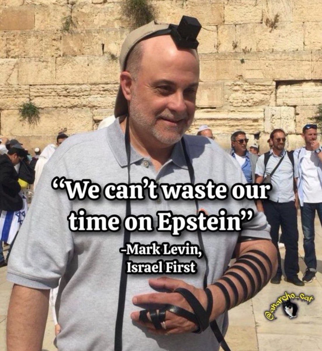 Patrick Star tweet media